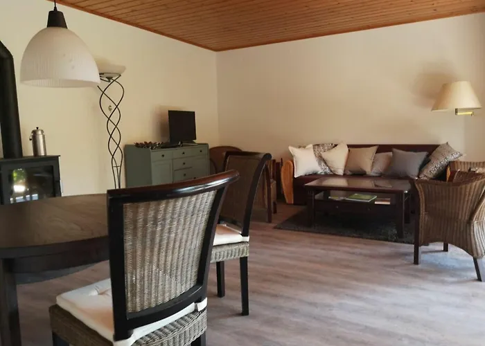 At The Linden Tree Apartament *